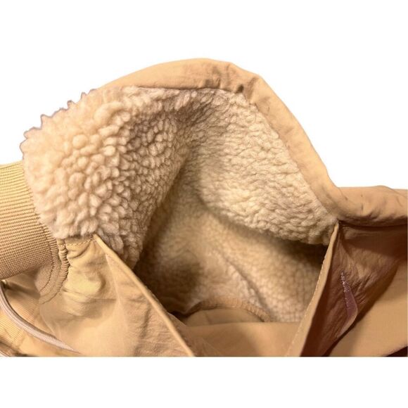 Nike Pants Womens Small Essential Woven Loose High Rise Pants Shearling Pockets - Picture 4 of 7